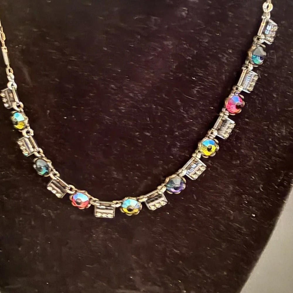 AYLA BAR Handcrafted Purple, Blue & Green Necklace And Dangle Earrings Set - Picture 2 of 3